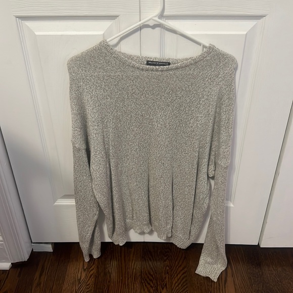 Brandy Melville Sweaters - Brandy Melville Gray Sweater